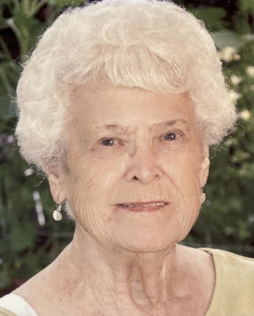 Doris E. (Howell)  Mccollum