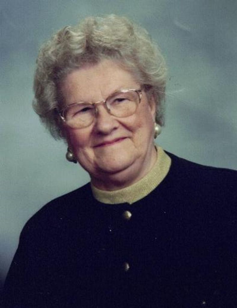 Phyllis M. Niekowal (Schweda)