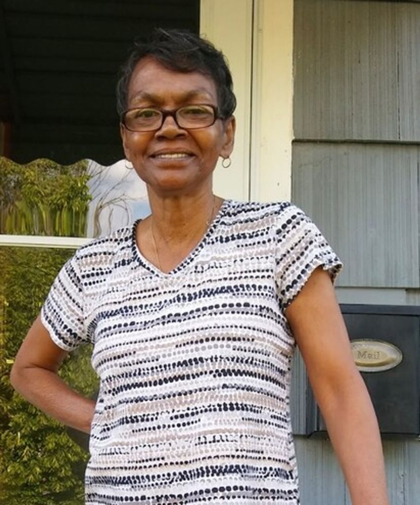 Ms. Carolyn M. Harris Profile Photo