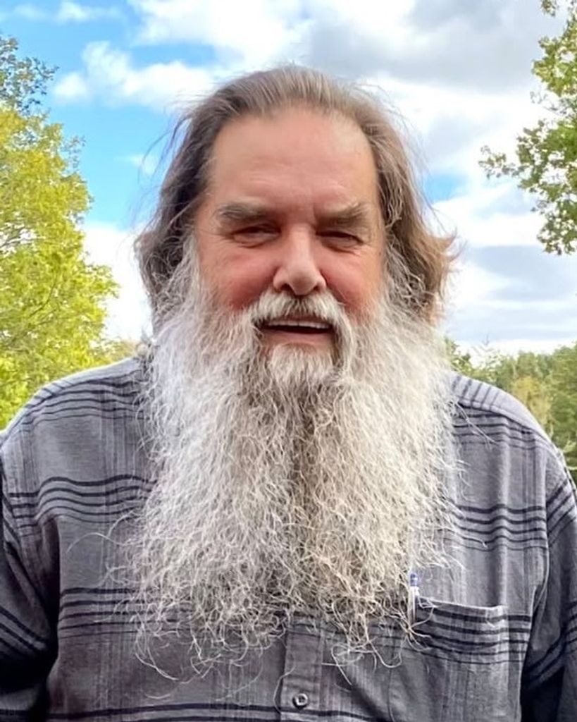 VICTOR RICHARD PETERSEN III Profile Photo