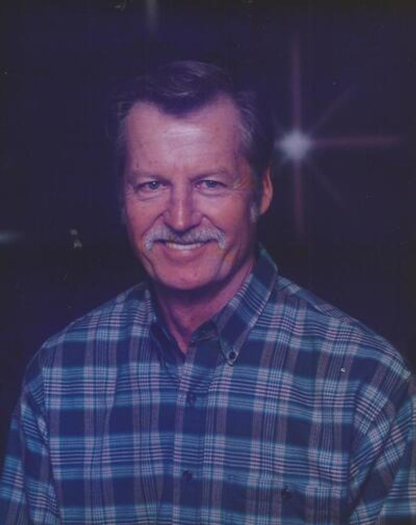 Daniel Mutina Profile Photo