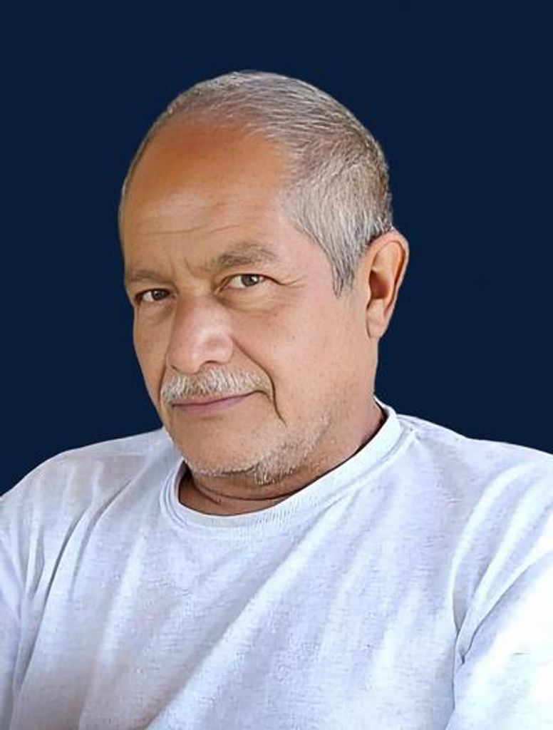 Emilio Lomeli Profile Photo