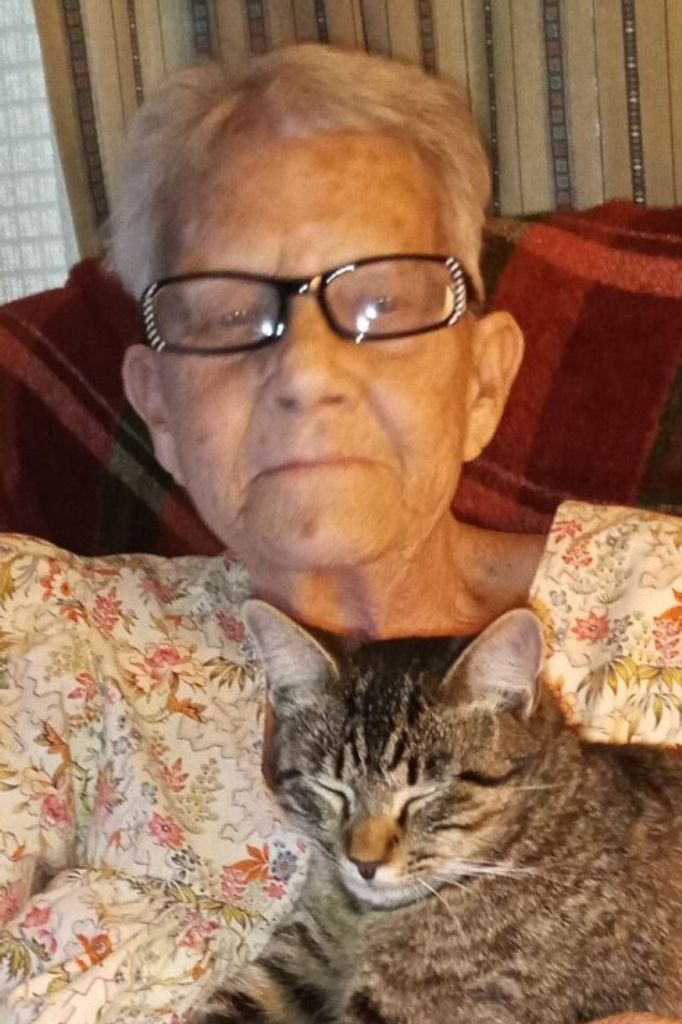 Vesta Lorine Robison Profile Photo