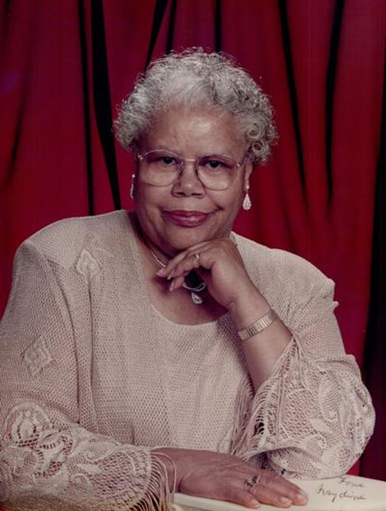Faydine Sutton Profile Photo