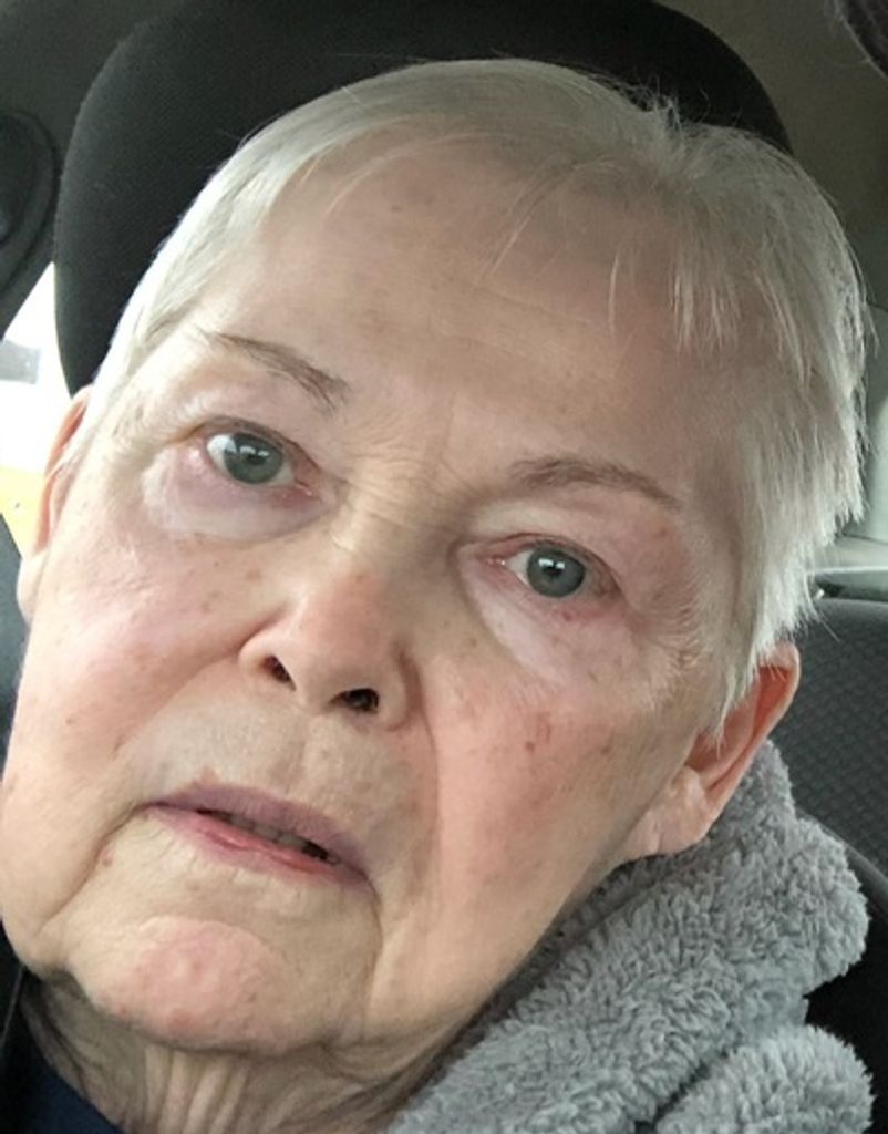 Joy Lee Russell Profile Photo