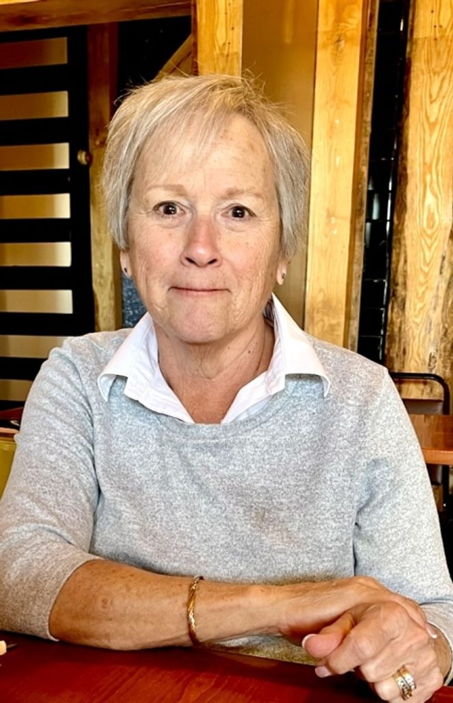 Judy (Holek)  Davis Profile Photo