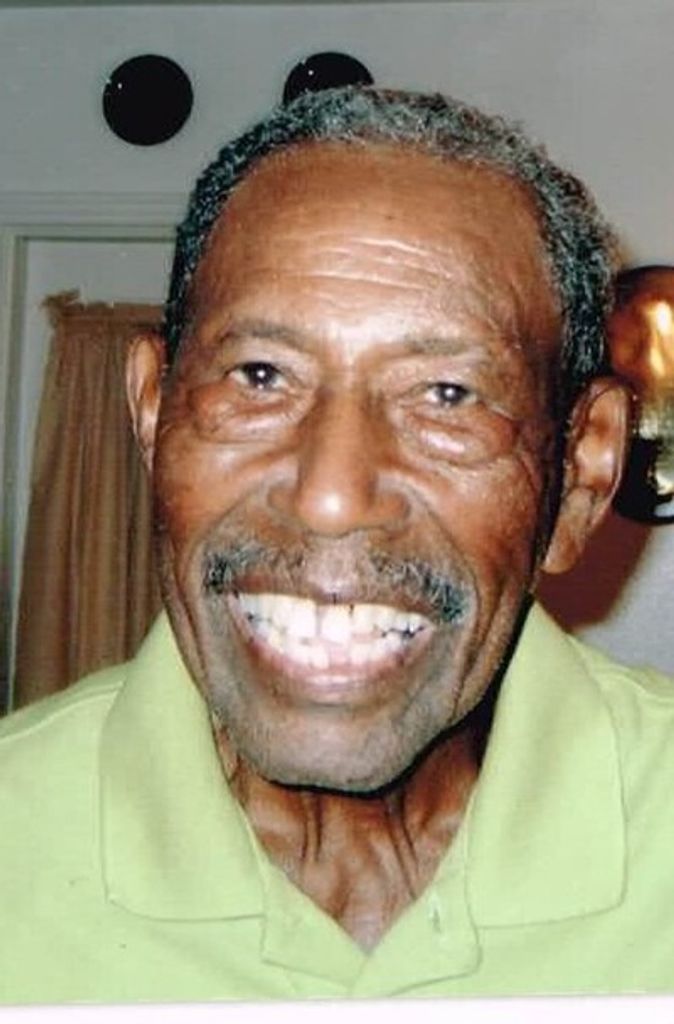 Siamon Gordon Profile Photo