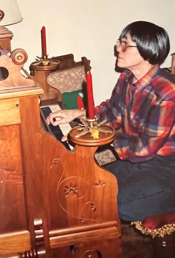 Margaret Jean Bloor photo gallery thumbnail 16 of 75