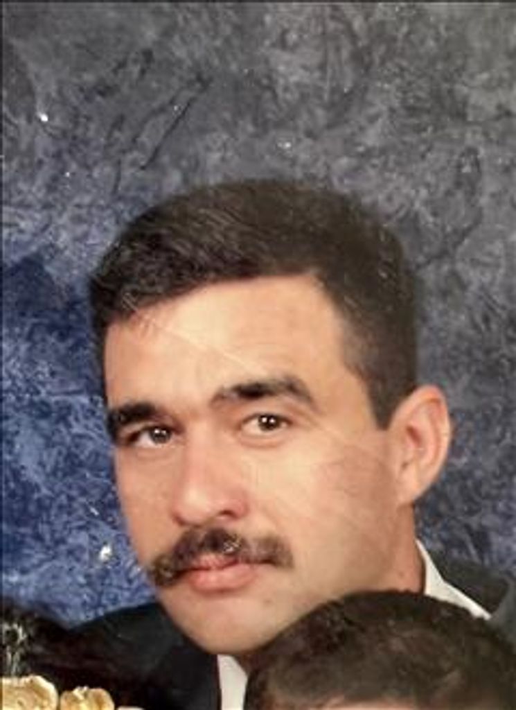 Julio Cesar Cordova-Flores Profile Photo