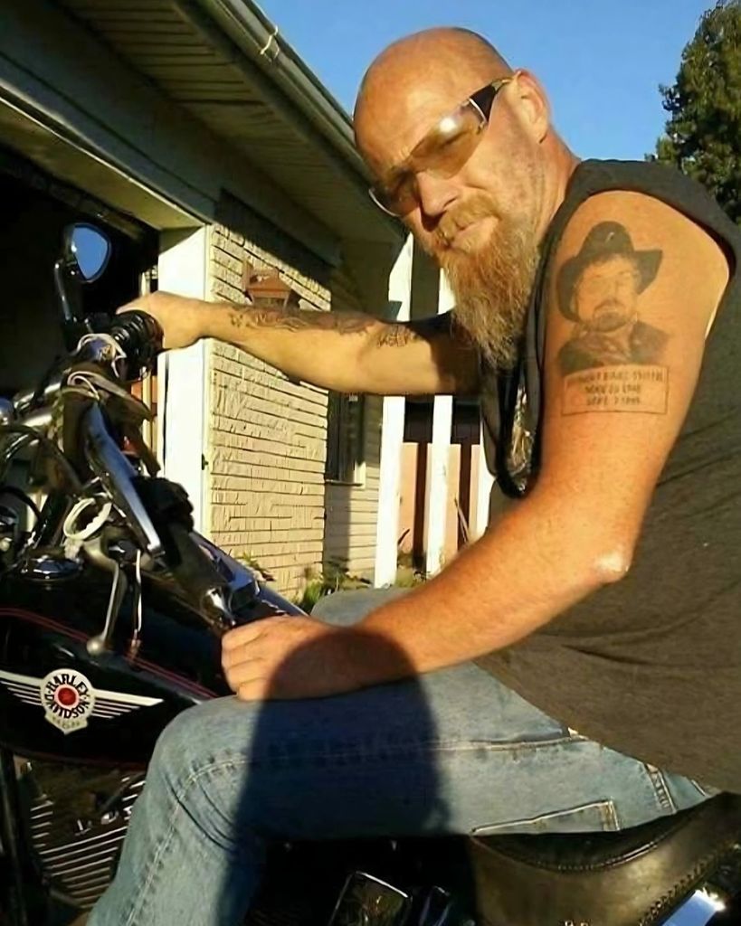 Carl Smith Profile Photo