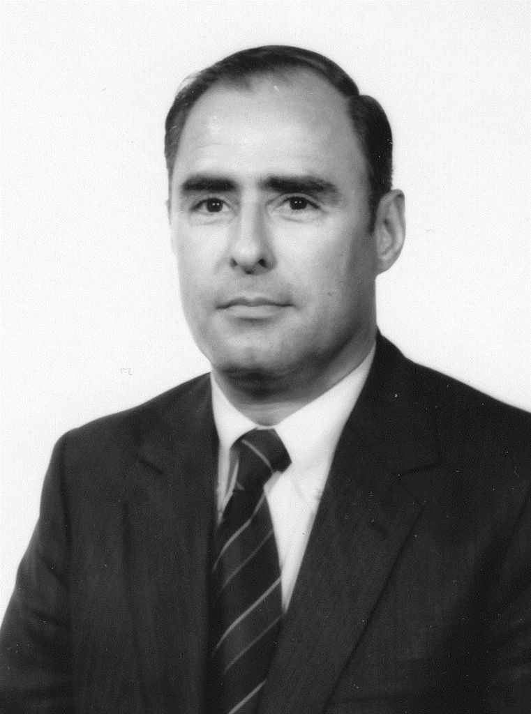 Mr. Robert Kirkland Besley