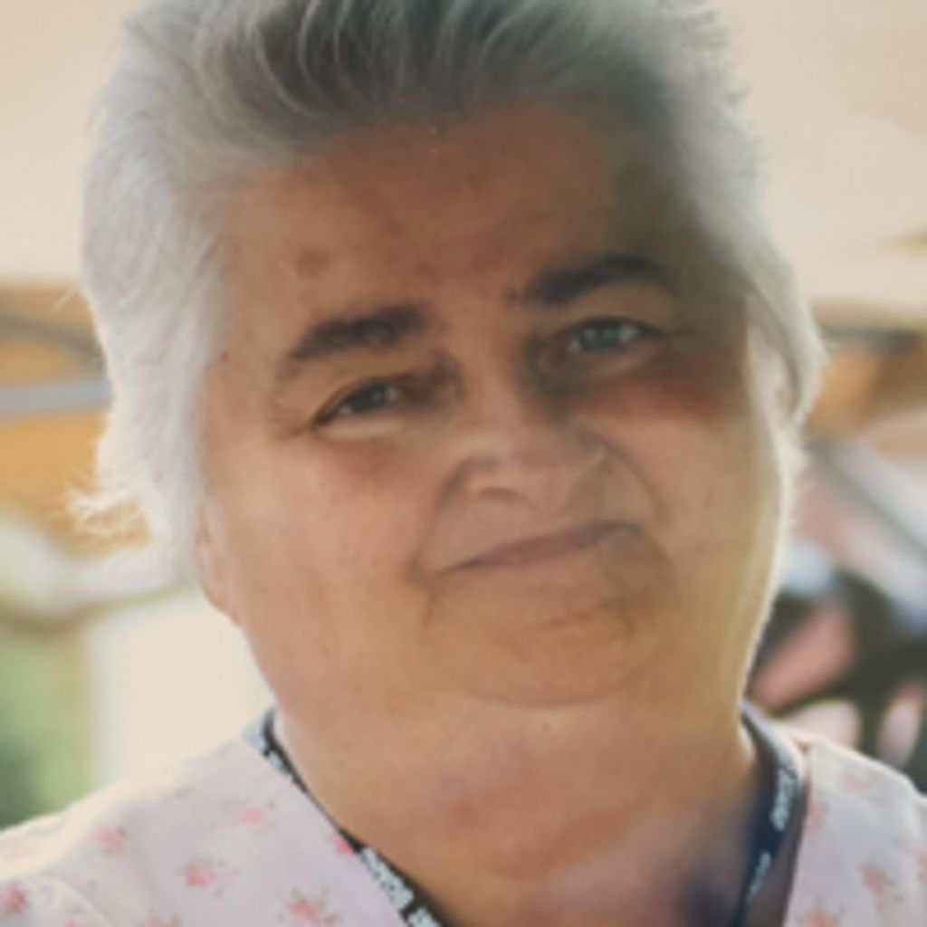 Gloria R Pratt (Cusson)