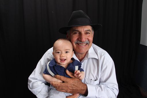 Luis Umana photo gallery thumbnail 14 of 31