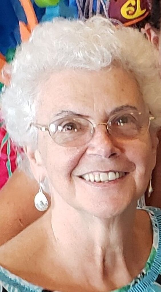 Julia Price Profile Photo