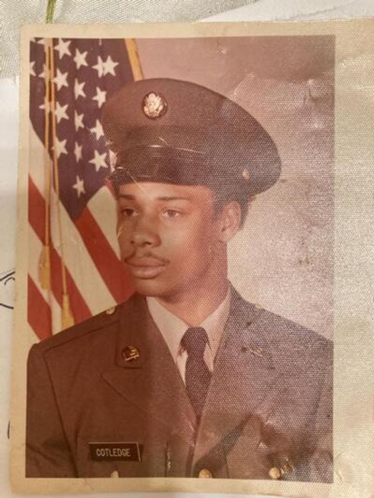 Ronald Cotledge Profile Photo