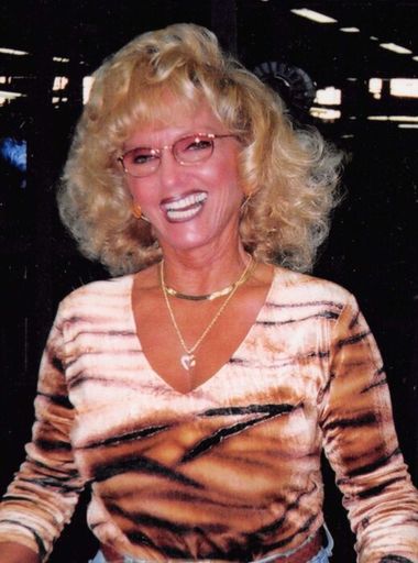 Cleona "Liz" (Mooney)  Maynard Profile Photo
