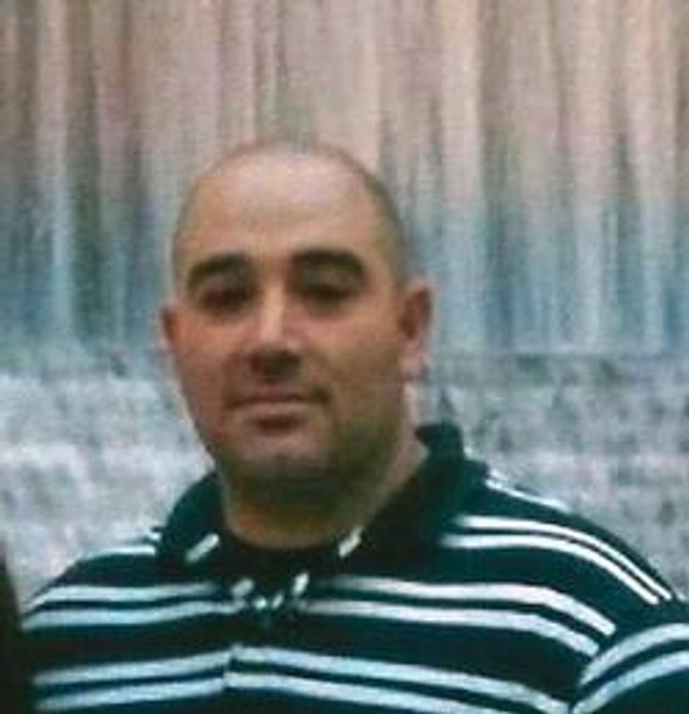 Carlos Robles Profile Photo