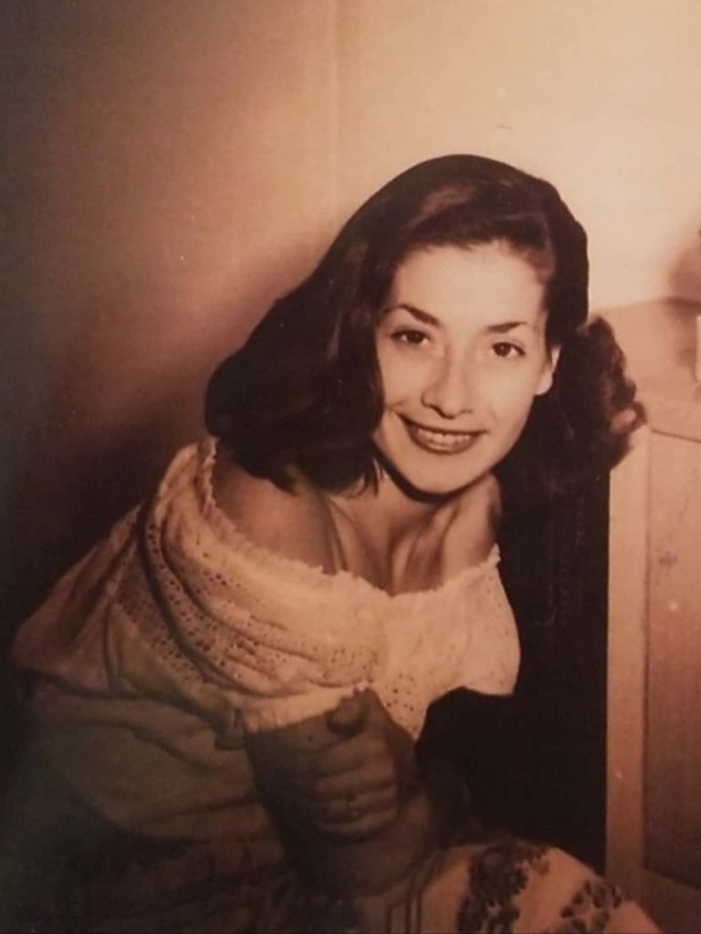 Eva Millemann Profile Photo
