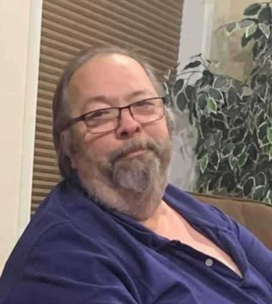 Danny Lewis Davis Profile Photo