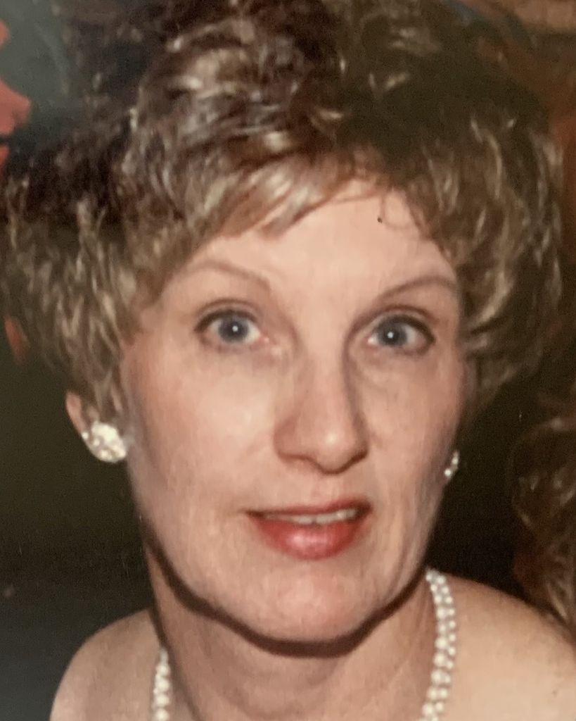Lana Tunnell Holland