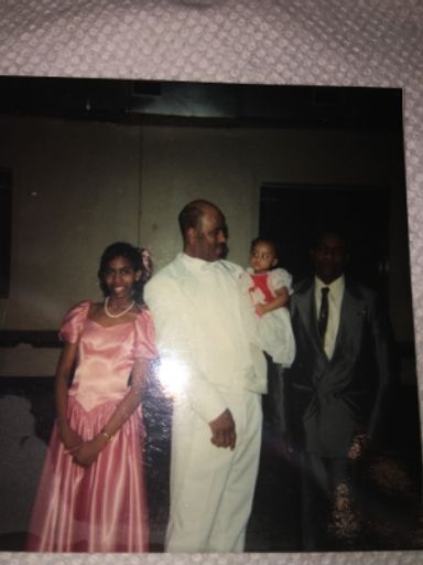 Gene Earl Williams photo gallery thumbnail 7 of 11