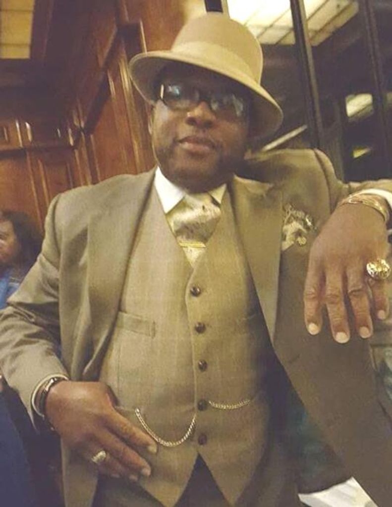 Larry E Robinson Profile Photo