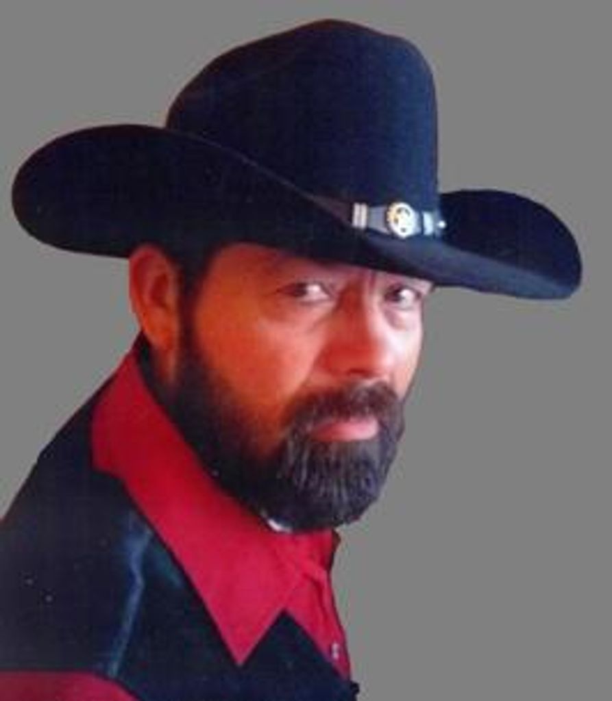 Esteban (Steve)  Diaz