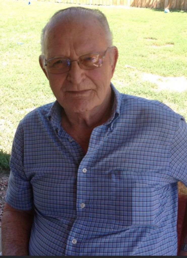 Robert Smith Profile Photo