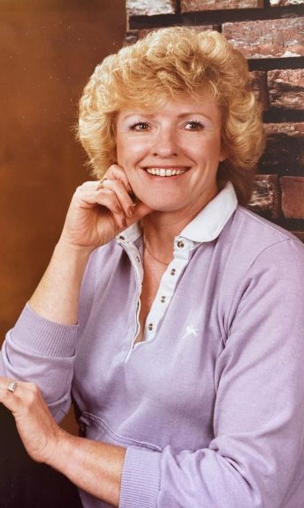 Andrea Lawlar