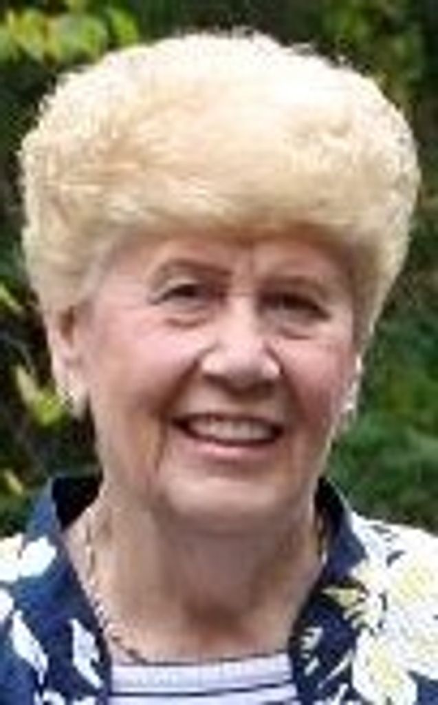 Bernadette (Gura) Kramer
