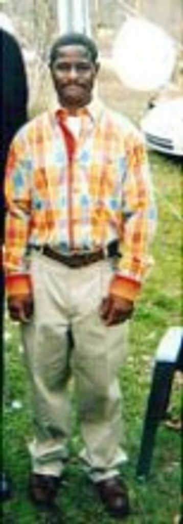 Leon Bacon Profile Photo