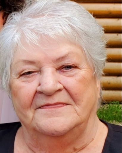 Vivian Shaw Profile Photo