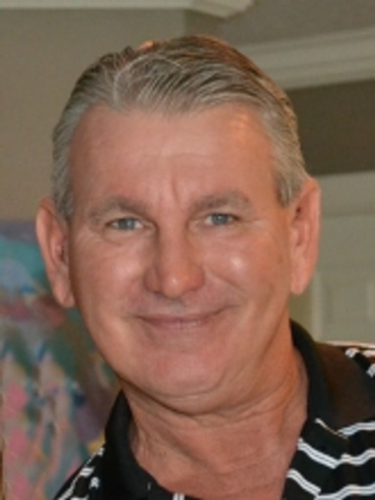 Robert  J. Kneebone, Jr.