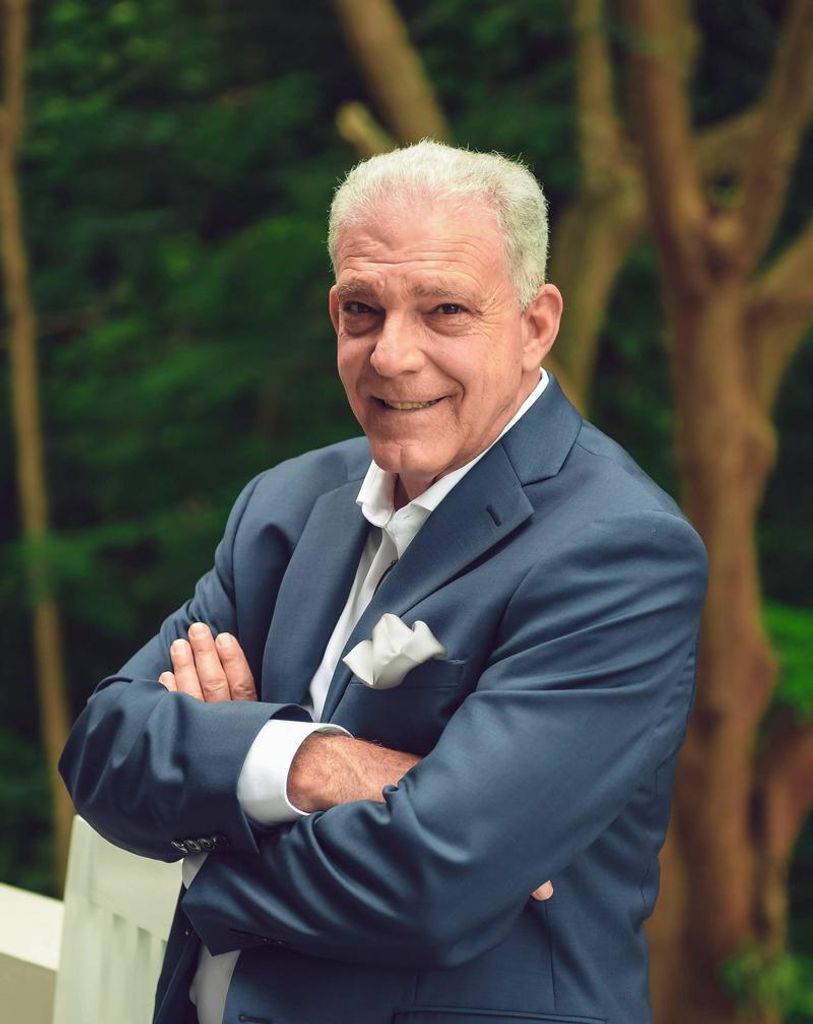 Mario J. Gendrachi Profile Photo