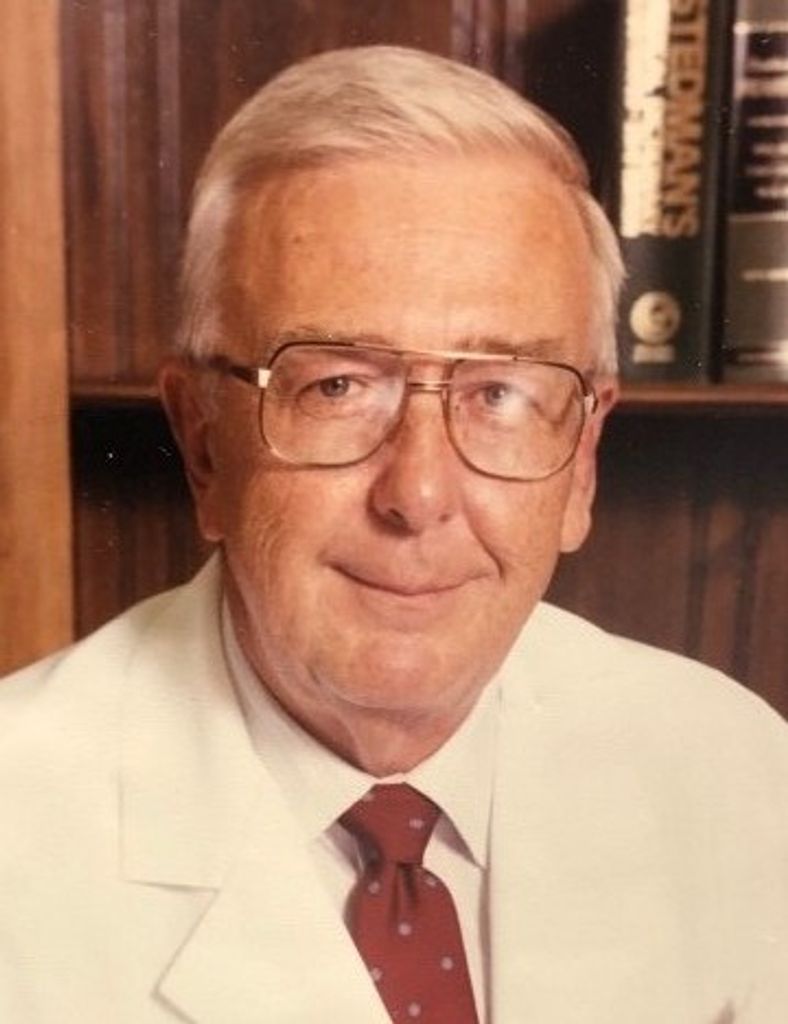 Dr. Tom C. Wood