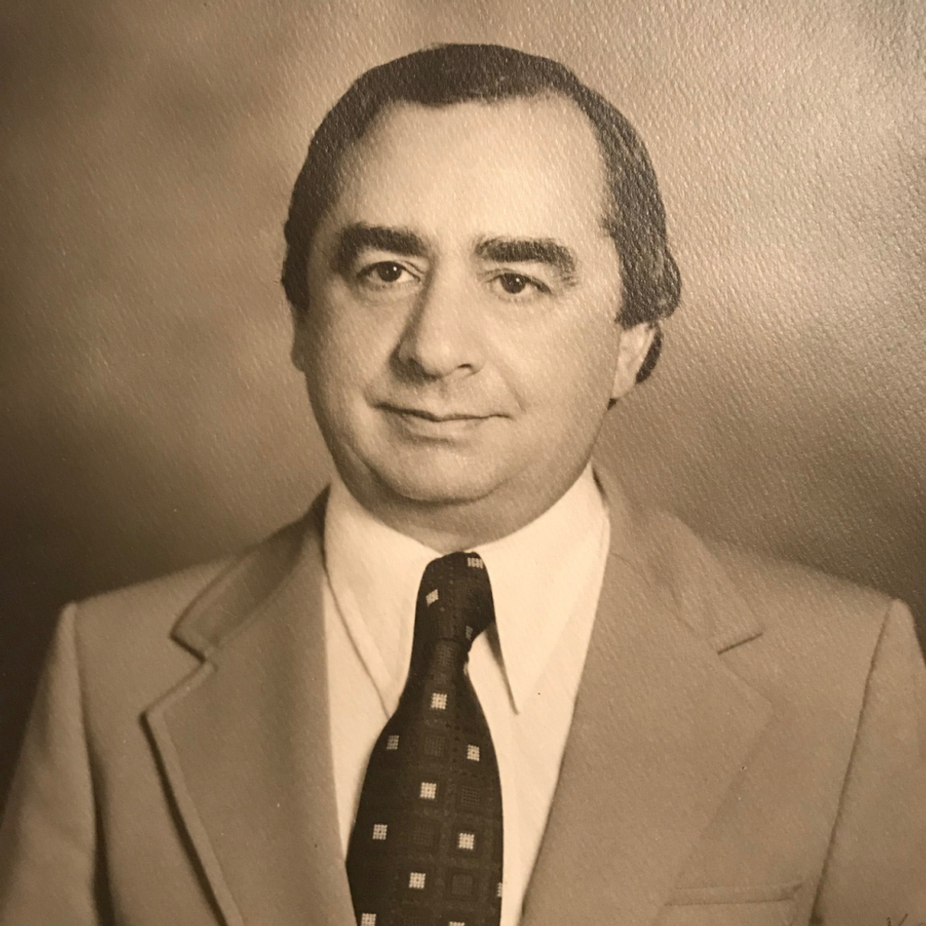 Dr. Aydin Z. Bill Profile Photo