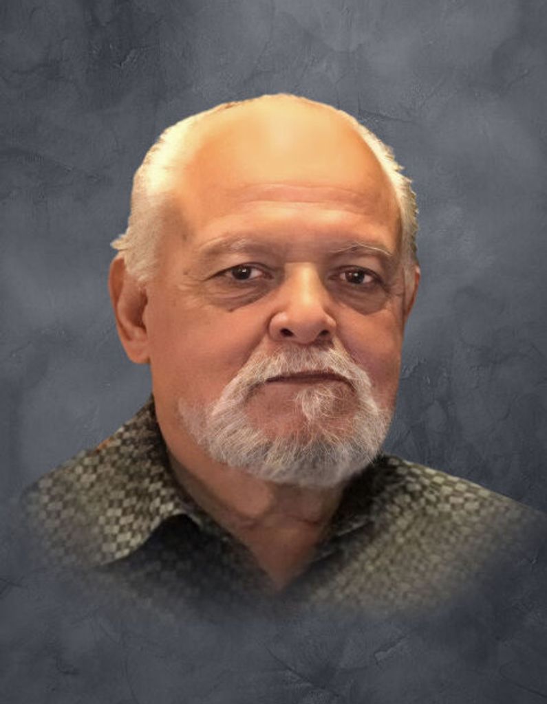 Esteban Costante, Jr. Profile Photo