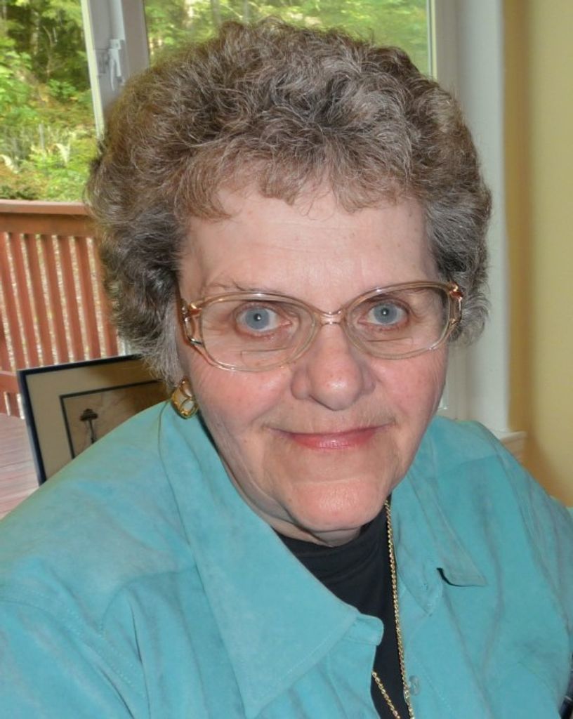 Donna Rae Lund Profile Photo