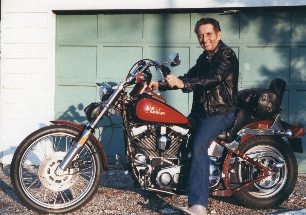 Earl Bowen