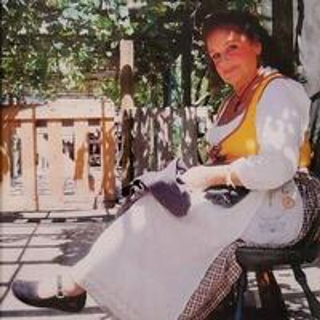 Bonnie Holloway Tarrant Profile Photo