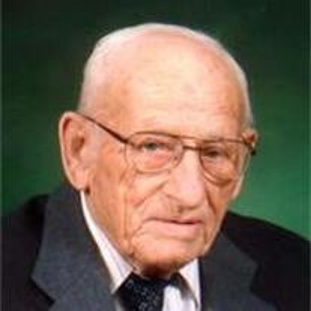 Victor Novacek