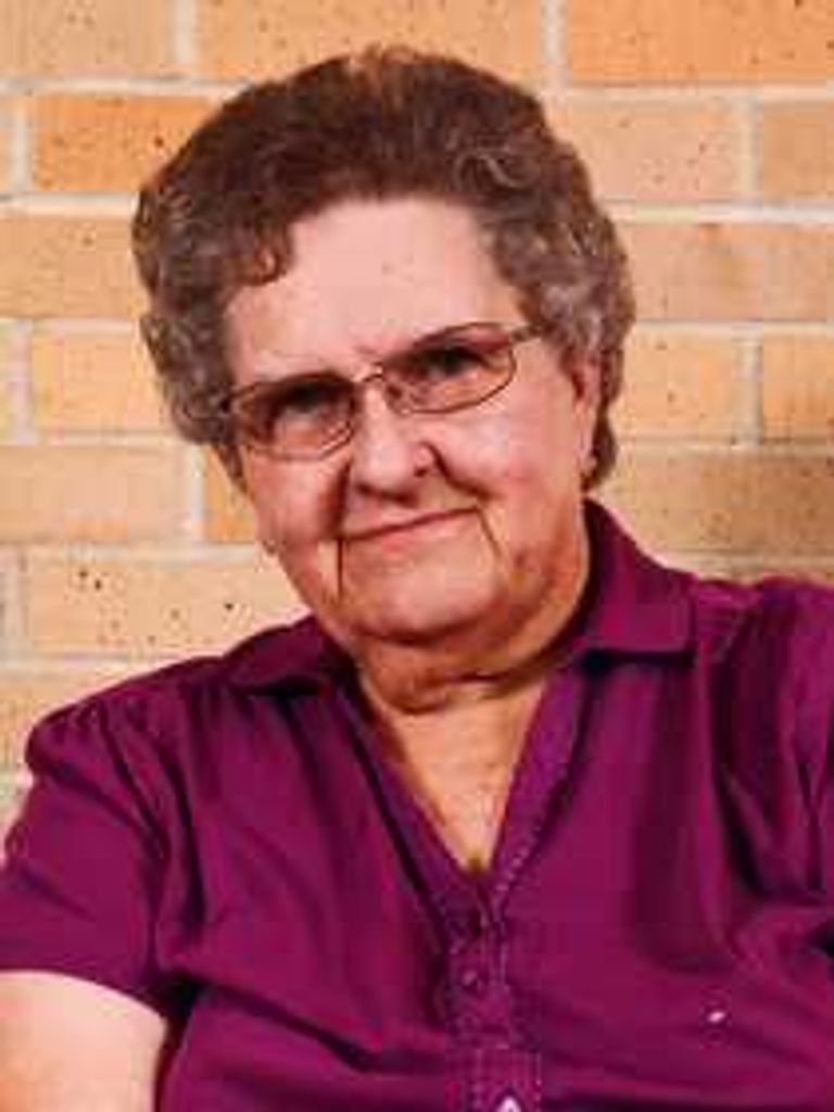 Lacinda (Winter)  Reck