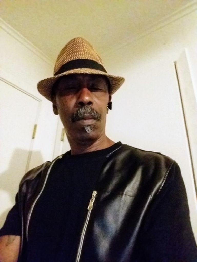Lee Darrow Brown Profile Photo