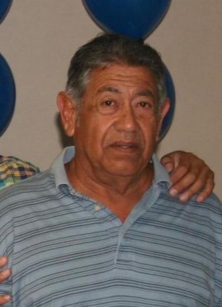 Armando Solis Profile Photo
