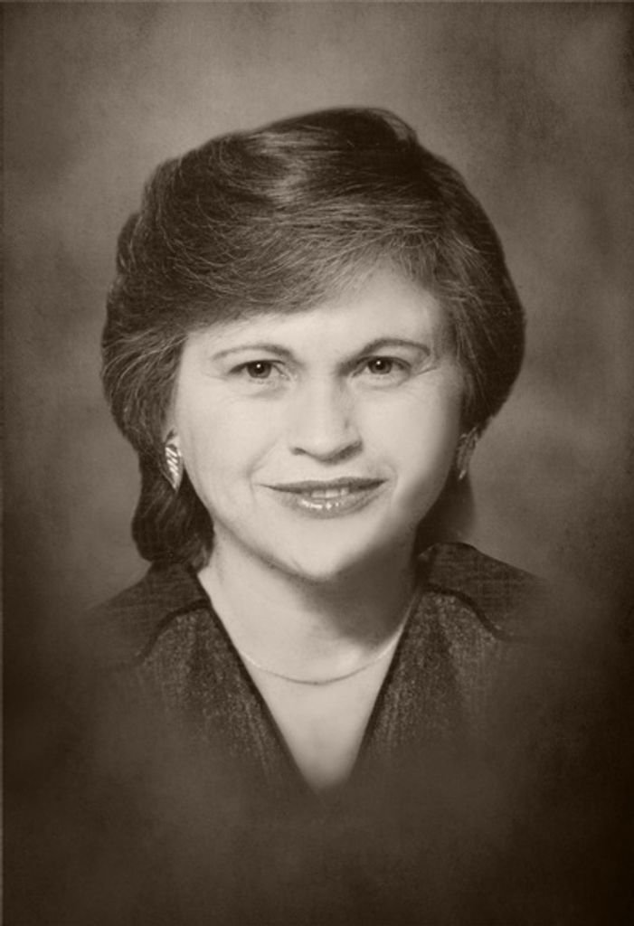 Adela Alaniz Velasquez Profile Photo