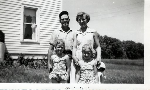 Betty Lou Ward photo gallery thumbnail 9 of 121