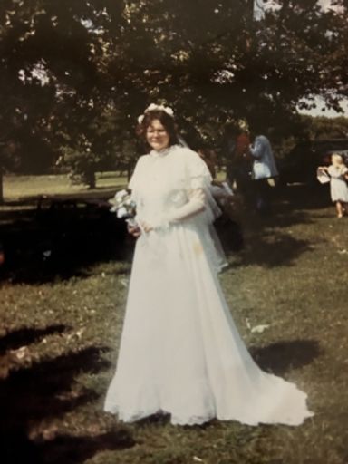 Wendy L Anderson photo gallery thumbnail 43 of 75