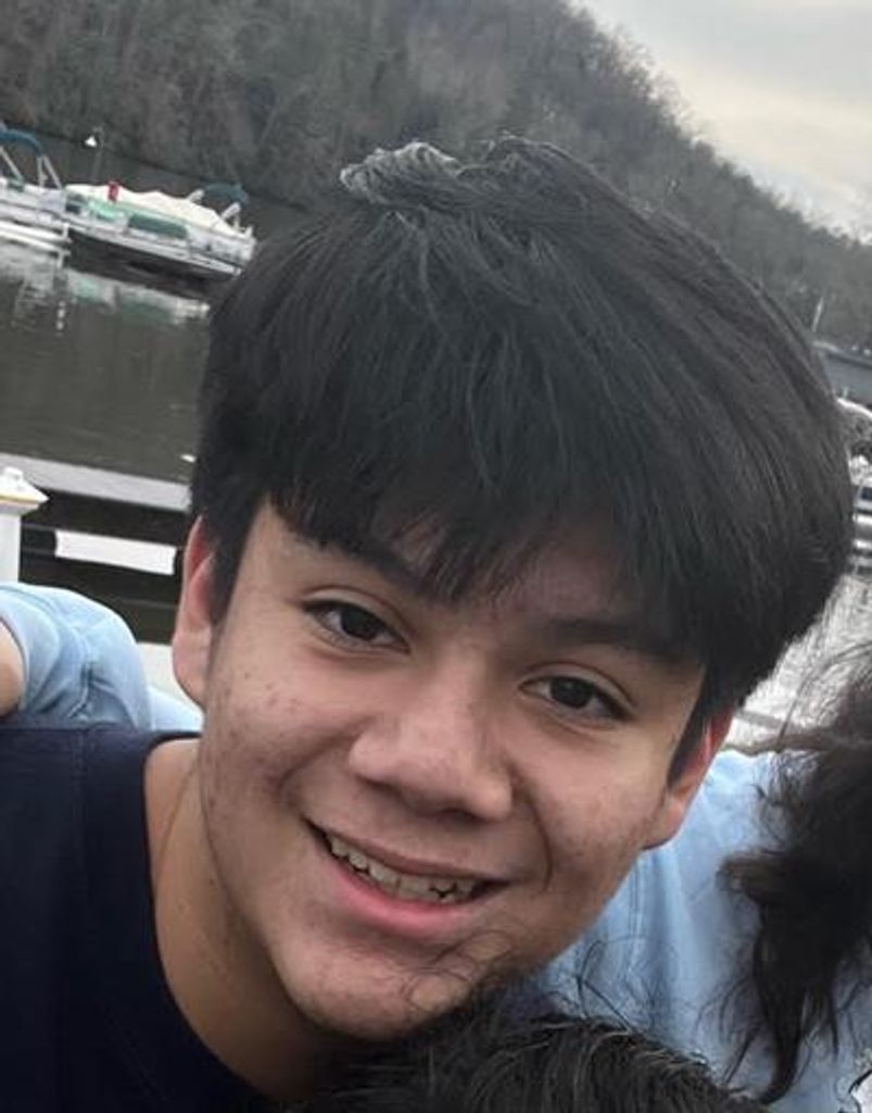 Alejandro Emmanuel Cordova-Medina Profile Photo