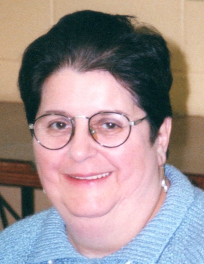 Alice Lewis Profile Photo