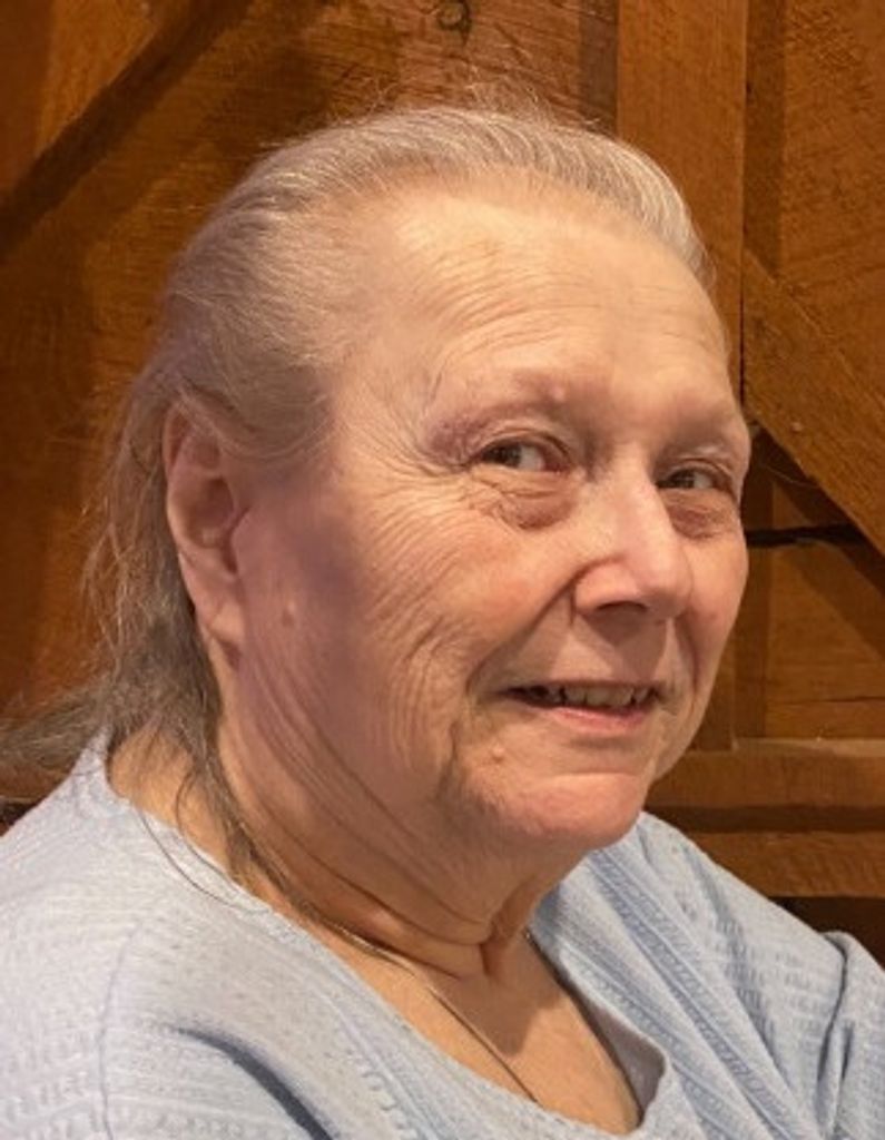 Linda Lee (Ruble)  Hunter